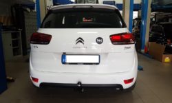 Installazione gancio Brink Ellebi Fisso su Citroen C4 Picasso