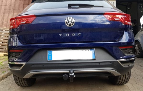 Gancio traino Brink Ellebi Fisso installato su Volkswagen T-Roc