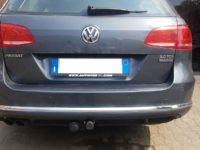 Gancio traino estraibile Orizzontale ARAGON montato su Volkswagen Passat