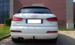Installazione gancio estraibile verticale WESTFALIA su AUDI Q3