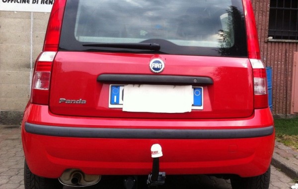Gancio traino estraibile Ellebi BL montato su Fiat Panda