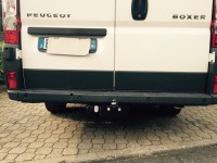 Gancio traino fisso Ellebi montato su Peugeot Boxer
