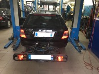 Gancio traino Brink Ellebi con portabici montato su Mercedes C220