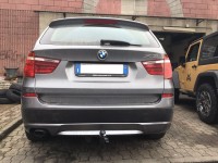 Gancio traino estraibile Ellebi montato su BMW X3