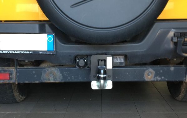 Gancio traino Westfalia fisso montato su Hummer H3