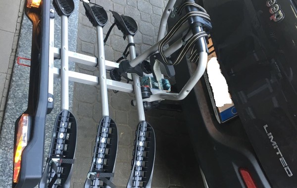 Portabici Peruzzi montato su gancio Brink Ellebi