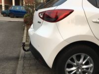 Gancio traino estraibile Brink Ellebi montato su Mazda 2