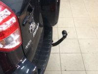 Gancio traino Brink Ellebi montato su TOYOTA RAV 4