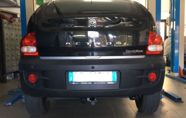 Gancio traino estraibile ARAGON montato su Saangyong Actyon