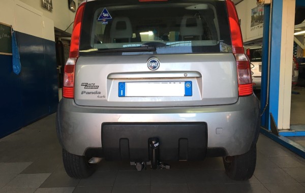 Gancio estraibile Ellebi montato su Fiat Panda 4X4