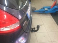 Gancio traino estraibile Brink Ellebi montato su Ford Fiesta