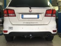 Gancio estraibile Brink Ellebi montato su Fiat Freemont