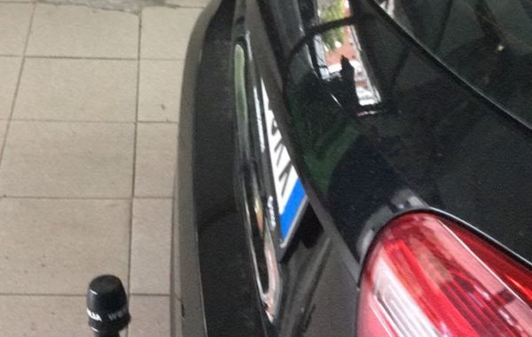 Gancio traino estraibile verticale Westfalia montato su Mercedes Classe A Sport