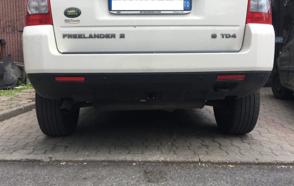 Gancio traino estraibile Brink Ellebi montato su FREELANDER 2