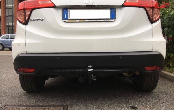 Gancio traino estraibile Brink Ellebi montato su Honda HRV