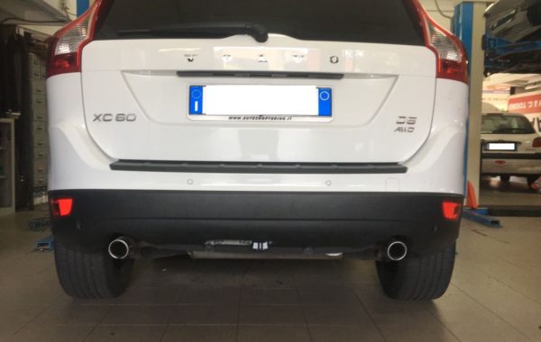 Gancio estraibile verticale ARAGON montato su VOLVO XC60