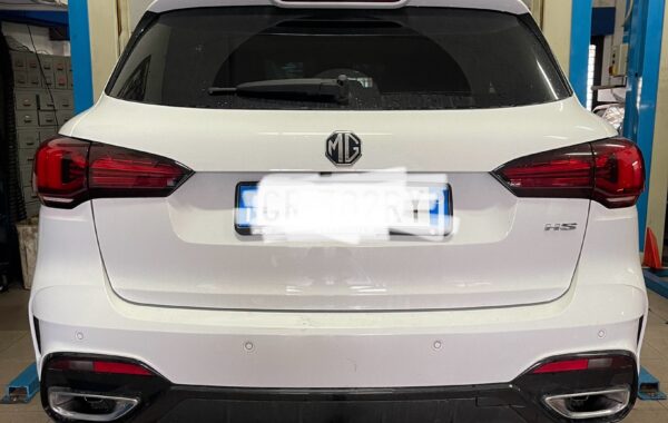 Gancio traino estraibile verticale BRINK su MG HS 2023