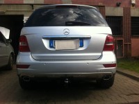 Gancio traino estraibile Ellebi montato su Mercedes ML